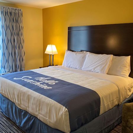 Days Inn By Wyndham Atlanta/Southlake/Morrow Exterior photo